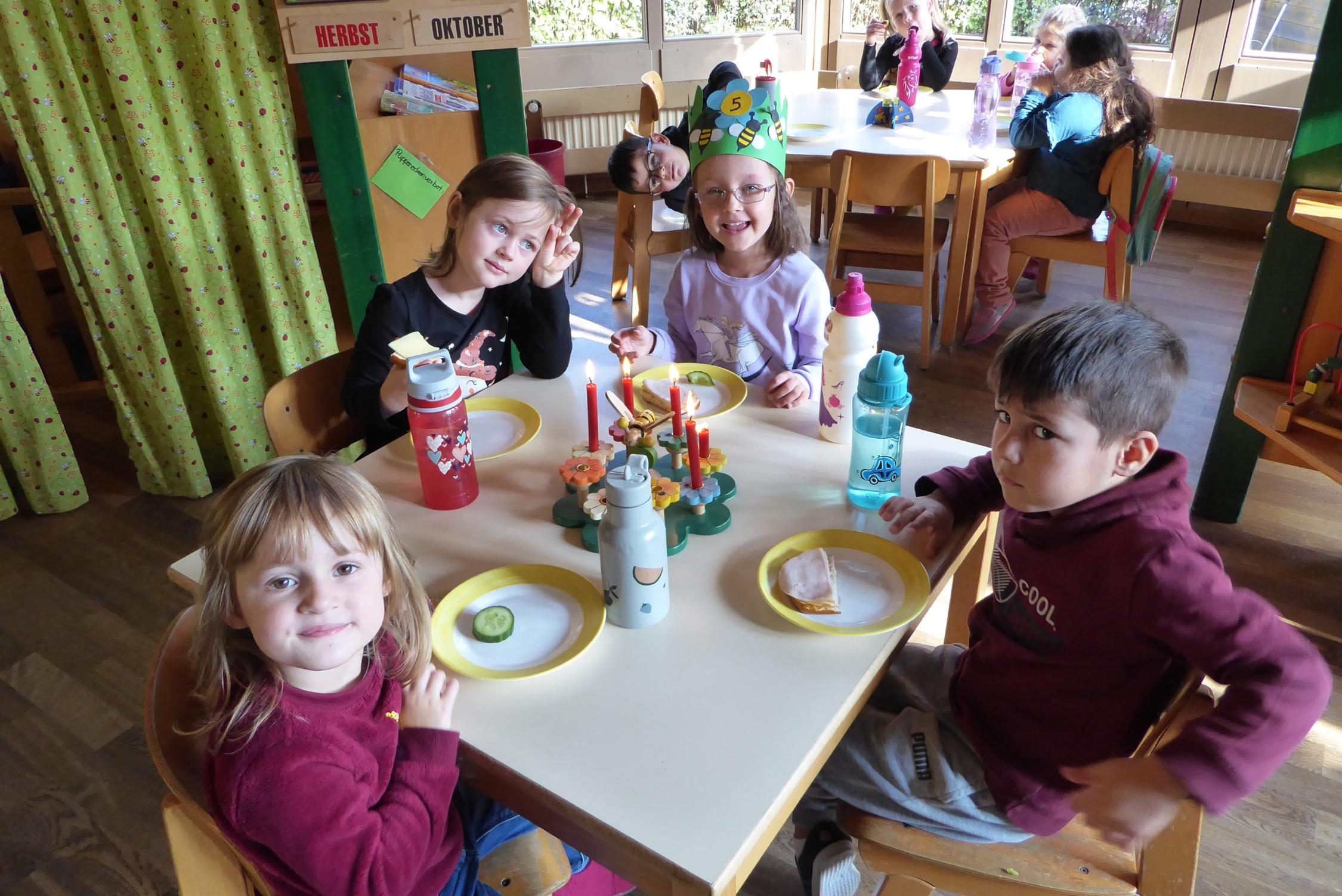 Frühstück im Kinderhaus